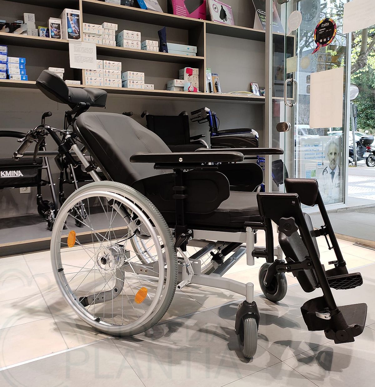 Bolso para silla de ruedas en Ortopedia Plantia, de Donostia-San Sebastián  – Ortopedia Plantia – Donostia San Sebastián